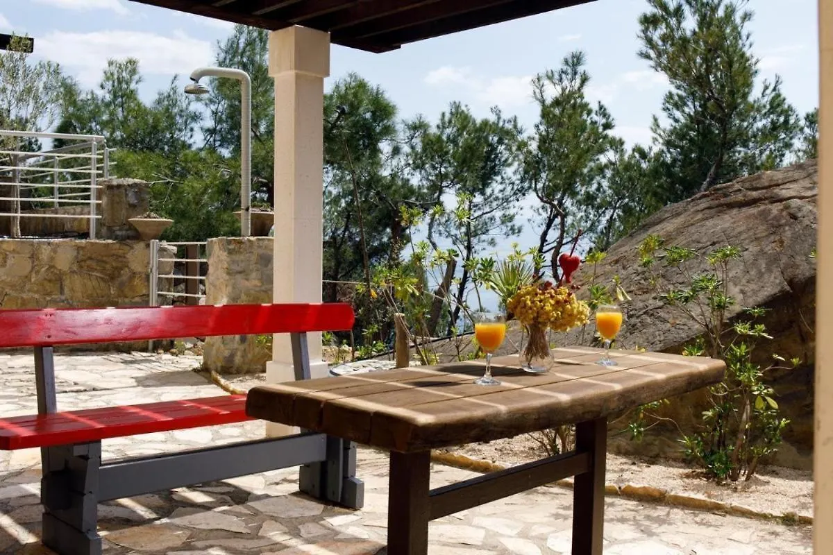 Ark Beach Apartments Next To The Beach In Stobrec Split