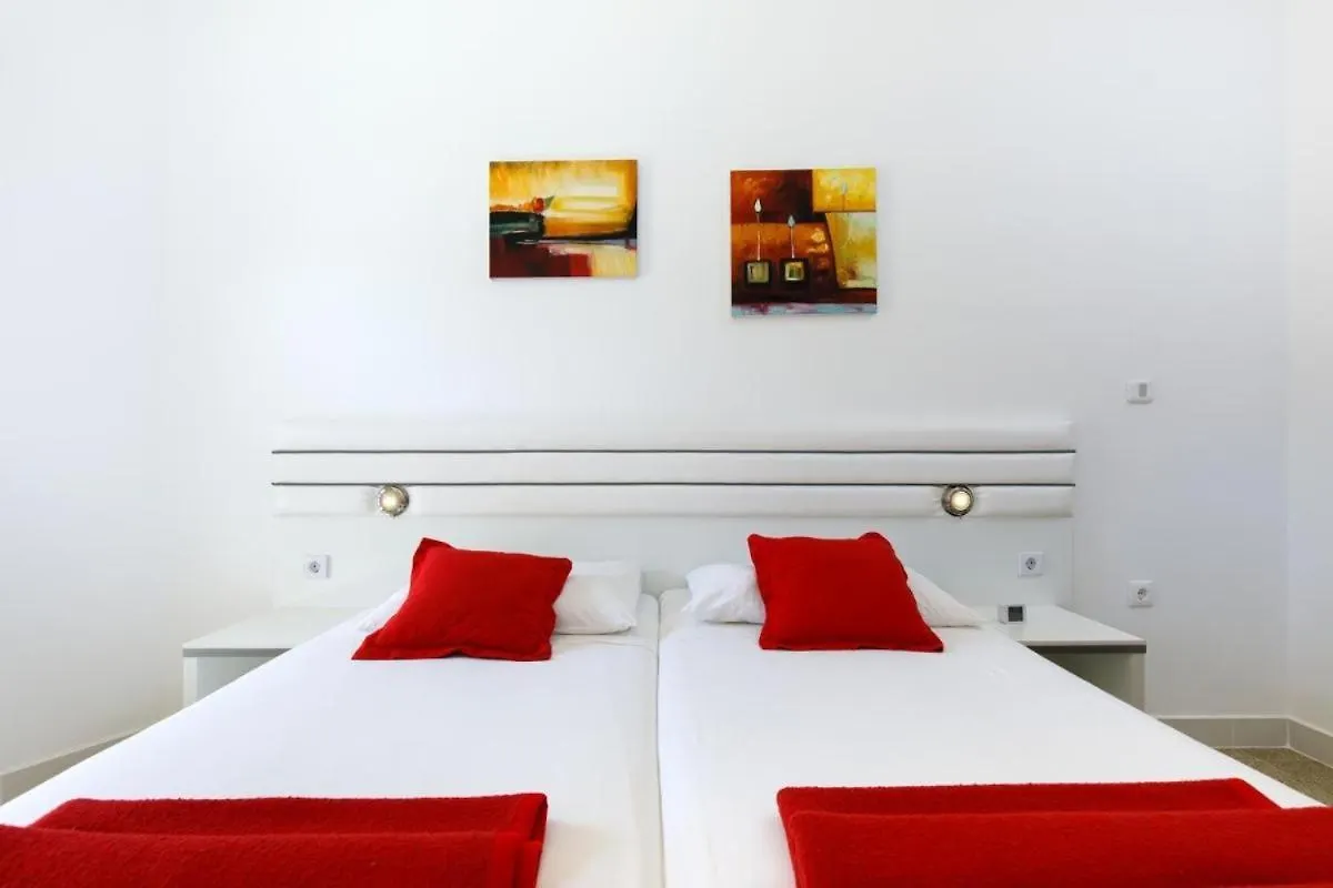 Ark Beach Apartments Next To The Beach In Stobrec Split